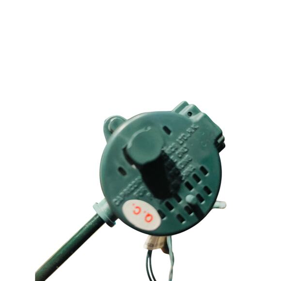 Merry Fishing  Animating Fishing Ornament from the Enchanted workshop - Picture 4 of 9